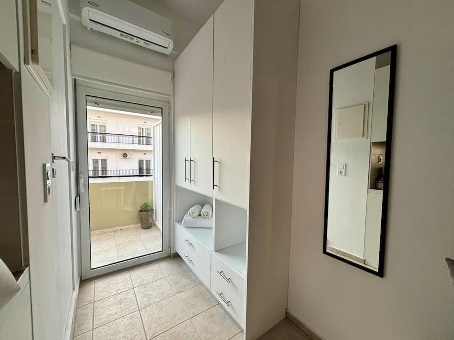 Appartement Bright New Small Iraklion